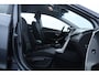 Hyundai i30 CW 1.4 i-Drive/ Stoel + Stuurverw./ 16'' LMV/ Airco/ Cruise/ Elek. pakket/ Isofix/ Bluetooth/ Armsteun/ Multi. LEDER. Stuur/ Mistl./ PDC/ LED Dagrijverl.