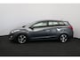 Hyundai i30 CW 1.4 i-Drive/ Stoel + Stuurverw./ 16'' LMV/ Airco/ Cruise/ Elek. pakket/ Isofix/ Bluetooth/ Armsteun/ Multi. LEDER. Stuur/ Mistl./ PDC/ LED Dagrijverl.