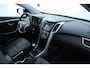 Hyundai i30 CW 1.4 i-Drive/ Stoel + Stuurverw./ 16'' LMV/ Airco/ Cruise/ Elek. pakket/ Isofix/ Bluetooth/ Armsteun/ Multi. LEDER. Stuur/ Mistl./ PDC/ LED Dagrijverl.