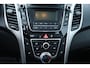 Hyundai i30 CW 1.4 i-Drive/ Stoel + Stuurverw./ 16'' LMV/ Airco/ Cruise/ Elek. pakket/ Isofix/ Bluetooth/ Armsteun/ Multi. LEDER. Stuur/ Mistl./ PDC/ LED Dagrijverl.