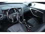 Hyundai i30 CW 1.4 i-Drive/ Stoel + Stuurverw./ 16'' LMV/ Airco/ Cruise/ Elek. pakket/ Isofix/ Bluetooth/ Armsteun/ Multi. LEDER. Stuur/ Mistl./ PDC/ LED Dagrijverl.