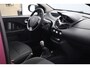Renault Twingo 1.2 16V Authentique/ D-Riem verv: 93.000 KM!/ 15'' LMV/ Extra getint glas/ Airco/ Cruise/ Elek. pakket/ Isofix/ AUX & USB/ Multi. LEDER. Stuur/ Verstelbare achterstoelen.