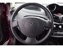 Renault Twingo 1.2 16V Authentique/ D-Riem verv: 93.000 KM!/ 15'' LMV/ Extra getint glas/ Airco/ Cruise/ Elek. pakket/ Isofix/ AUX & USB/ Multi. LEDER. Stuur/ Verstelbare achterstoelen.