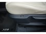 Peugeot 3008 2.0 HDi HYbrid4 Blue Lease/ Trekhaak/ 16'' LMV/ Navi/ Clima/ Cruise/ Stoelverw./ LEDER/ Bluetooth/ Armsteun/ Multi. LEDER. Stuur/ Mistl./ PDC V+A.