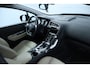 Peugeot 3008 2.0 HDi HYbrid4 Blue Lease/ Trekhaak/ 16'' LMV/ Navi/ Clima/ Cruise/ Stoelverw./ LEDER/ Bluetooth/ Armsteun/ Multi. LEDER. Stuur/ Mistl./ PDC V+A.