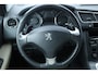 Peugeot 3008 2.0 HDi HYbrid4 Blue Lease/ Trekhaak/ 16'' LMV/ Navi/ Clima/ Cruise/ Stoelverw./ LEDER/ Bluetooth/ Armsteun/ Multi. LEDER. Stuur/ Mistl./ PDC V+A.