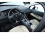 Peugeot 3008 2.0 HDi HYbrid4 Blue Lease/ Trekhaak/ 16'' LMV/ Navi/ Clima/ Cruise/ Stoelverw./ LEDER/ Bluetooth/ Armsteun/ Multi. LEDER. Stuur/ Mistl./ PDC V+A.