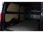 Mercedes-Benz Vito 116 CDI Extra Lang/ Automaat!/ Trekhaak/ Zij-Schuifdeur Rechts/ 16'' LMV/ Navi/ Airco/ Cruise/ Elek. pakket/ Bluetooth/ Multi. Stuur/ Dakspoiler/ Metallic lak.