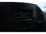 Mercedes-Benz Vito 116 CDI Extra Lang/ Automaat!/ Trekhaak/ Zij-Schuifdeur Rechts/ 16'' LMV/ Navi/ Airco/ Cruise/ Elek. pakket/ Bluetooth/ Multi. Stuur/ Dakspoiler/ Metallic lak.