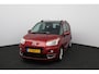 Citroën C3 Picasso 1.4 VTi Exclusive/ Trekhaak/ 16'' LMV/ PDC/ Panorama-Dak/ Clima/ Cruise/ Elek. pakket/ Isofix/ Bluetooth/ Armsteun/ LEDER. Stuurw./ AUX & USB/ Chroom/ Extra getint glas/ Dakrails.