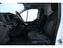 Ford Transit Custom 280 2.0 TDCI L1H1 Trend/ D-Riem verv: 144.000 Km!/ Trekhaak/ Automaat!/ Apple Carplay/ DAB+/ Voorruitverw./ Stoelverw./ PDC V+A/ Navi/ Clima/ Cruise/ Elek. pakket/ Bluetooht/ Multi. LEDER. Stuur/ PDC V+A.