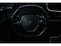 Peugeot 208 1.2 PureTech Active Pack/ D-Riem verv: 86.000 KM!/ 16'' LMV/ LED Koplampen/ Apple + Android/ DAB+/ Airco/ Cruise/ Elek. pakket/ Isofix/ Bluetooth/ Multi. Stuur/ PDC/ Dakspoiler.