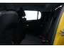 Peugeot 208 1.2 PureTech Active Pack/ D-Riem verv: 86.000 KM!/ 16'' LMV/ LED Koplampen/ Apple + Android/ DAB+/ Airco/ Cruise/ Elek. pakket/ Isofix/ Bluetooth/ Multi. Stuur/ PDC/ Dakspoiler.
