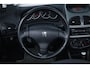 Peugeot 206 CC 1.6-16V/ Automaat/ Wind-Scherm/ Elek.Ramen/ C.V. Afatand/ Stuurbekr./ Radio USB/ NAP!/ Metallic lak