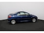 Peugeot 206 CC 1.6-16V/ Automaat/ Wind-Scherm/ Elek.Ramen/ C.V. Afatand/ Stuurbekr./ Radio USB/ NAP!/ Metallic lak