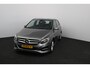 Mercedes-Benz B-klasse 180 Ambition/ 16'' LMV/ LED Koplampen/ Keyless-GO/ Apple + Android/ Regensensor/ Navi/ Airco/ Cruise/ Bluetooth/ Multi. LEDER. Stuur/ PDC V+A/ Chroom.