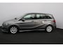 Mercedes-Benz B-klasse 180 Ambition/ 16'' LMV/ LED Koplampen/ Keyless-GO/ Apple + Android/ Regensensor/ Navi/ Airco/ Cruise/ Bluetooth/ Multi. LEDER. Stuur/ PDC V+A/ Chroom.