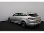 Renault Megane Estate 1.3 TCe Bose/ Automaat/ Trekhaak/ 17'' LMV/ Apple + Android/ Dode-Hoek DET./ Half-Leder/ Lane-Assist./ Camera/ Keyless/ PDC V+a/ Extra getint glas/ DAB+/ Dakrails.
