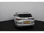 Renault Megane Estate 1.3 TCe Bose/ Automaat/ Trekhaak/ 17'' LMV/ Apple + Android/ Dode-Hoek DET./ Half-Leder/ Lane-Assist./ Camera/ Keyless/ PDC V+a/ Extra getint glas/ DAB+/ Dakrails.