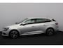 Renault Megane Estate 1.3 TCe Bose/ Automaat/ Trekhaak/ 17'' LMV/ Apple + Android/ Dode-Hoek DET./ Half-Leder/ Lane-Assist./ Camera/ Keyless/ PDC V+a/ Extra getint glas/ DAB+/ Dakrails.
