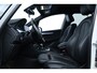 BMW 2-Serie Active Tourer 225xe iPerformance M-Sport Hybrid/ Automaat!/ LED Koplampen/ HUD/ Zwarte Hemel/ 18''LMV/ Stoelverw./ Keyless/ LEDER/ Clima/ Navi/ Cruise/ Bluetooth/ Multi. Sportstuur/ PDC V+A/ Extra getint glas.