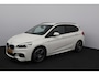 BMW 2-Serie Active Tourer 225xe iPerformance M-Sport Hybrid/ Automaat!/ LED Koplampen/ HUD/ Zwarte Hemel/ 18''LMV/ Stoelverw./ Keyless/ LEDER/ Clima/ Navi/ Cruise/ Bluetooth/ Multi. Sportstuur/ PDC V+A/ Extra getint glas.