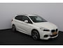 BMW 2-Serie Active Tourer 225xe iPerformance M-Sport Hybrid/ Automaat!/ LED Koplampen/ HUD/ Zwarte Hemel/ 18''LMV/ Stoelverw./ Keyless/ LEDER/ Clima/ Navi/ Cruise/ Bluetooth/ Multi. Sportstuur/ PDC V+A/ Extra getint glas.