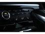 BMW 2-Serie Active Tourer 225xe iPerformance M-Sport Hybrid/ Automaat!/ LED Koplampen/ HUD/ Zwarte Hemel/ 18''LMV/ Stoelverw./ Keyless/ LEDER/ Clima/ Navi/ Cruise/ Bluetooth/ Multi. Sportstuur/ PDC V+A/ Extra getint glas.