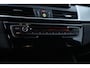 BMW 2-Serie Active Tourer 225xe iPerformance M-Sport Hybrid/ Automaat!/ LED Koplampen/ HUD/ Zwarte Hemel/ 18''LMV/ Stoelverw./ Keyless/ LEDER/ Clima/ Navi/ Cruise/ Bluetooth/ Multi. Sportstuur/ PDC V+A/ Extra getint glas.