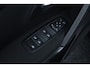 Renault Kadjar 1.3 TCe Limited/ Facelift! Trekhaak/ Stoelverw./ Camera/ Dodehoekdetectie/ LED Dagrijverl./ Keyless Entry+GO/ CLima/ Navi/ Cruise/ Bluetooth/ Multi.LEDER.Stuur/ Elek.Pakket/ Isofix /PDC.