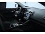 Renault Kadjar 1.3 TCe Limited/ Facelift! Trekhaak/ Stoelverw./ Camera/ Dodehoekdetectie/ LED Dagrijverl./ Keyless Entry+GO/ CLima/ Navi/ Cruise/ Bluetooth/ Multi.LEDER.Stuur/ Elek.Pakket/ Isofix /PDC.