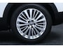 Opel Grandland X 1.2 Turbo Innovation/ D-RIEM VERV: 53.000 KM!/ Camera/ 18'' LMV/ Apple + Android/ Lane-Assist./ Dode-Hoek DET./ Clima/ Cruise/ Bluetooth/ Multi. LEDER. Stuur/ Mistl./ PDC V+A/ Extra getint glas.