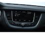 Opel Grandland X 1.2 Turbo Innovation/ D-RIEM VERV: 53.000 KM!/ Camera/ 18'' LMV/ Apple + Android/ Lane-Assist./ Dode-Hoek DET./ Clima/ Cruise/ Bluetooth/ Multi. LEDER. Stuur/ Mistl./ PDC V+A/ Extra getint glas.