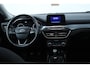 Ford Focus 1.0 EcoBoost Active Business/ Camera/ Keyless/ Panorama-Dak/ B&O/ Adaptive Cruise/ LED Koplampen/ Stoel + Stuurverw./ 18'' LMV/ Extra getint glas/ PDC V+A/ Lane-Assist.