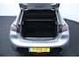 Peugeot 208 1.2 PureTech Active Pack /LED Koplampen /DAB+! /Apple + Android /Lane Assist /Navi /Airco /Cruise /Elek. pakket /Bluetooth /PDC /16"LMV /LED Dagrijverl. /Isofix.