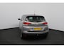 Renault Scenic 1.2 TCe Collection/ 20'' LMV/ Trekhaak/ Keyless/ Dode-Hoek DET./ Two-Tone/ Apple + Android/ Half-Leder/ Camera/ Navi/ Clima/ Cruise/ Elek. pakket/ Isofix/ Bluetooth/ Multi. LEDER. Stuur/ Mistl./ PDC V+A/ Extra G
