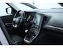 Renault Scenic 1.2 TCe Collection/ 20'' LMV/ Trekhaak/ Keyless/ Dode-Hoek DET./ Two-Tone/ Apple + Android/ Half-Leder/ Camera/ Navi/ Clima/ Cruise/ Elek. pakket/ Isofix/ Bluetooth/ Multi. LEDER. Stuur/ Mistl./ PDC V+A/ Extra G