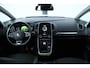 Renault Scenic 1.2 TCe Collection/ 20'' LMV/ Trekhaak/ Keyless/ Dode-Hoek DET./ Two-Tone/ Apple + Android/ Half-Leder/ Camera/ Navi/ Clima/ Cruise/ Elek. pakket/ Isofix/ Bluetooth/ Multi. LEDER. Stuur/ Mistl./ PDC V+A/ Extra G