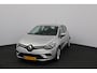 Renault Clio 0.9 TCe Limited/ Stoelverw./ Keyless/ Regensensor/ Apple + Android/ DAB+/ Navi/ Clima/ Cruise/ Elek. pakket/ Isofix/ Bluetooth/ Multi. LEDER. Stuur/ Mistl./ LED Dagrijverl.