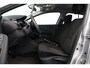 Renault Clio 0.9 TCe Limited/ Stoelverw./ Keyless/ Regensensor/ Apple + Android/ DAB+/ Navi/ Clima/ Cruise/ Elek. pakket/ Isofix/ Bluetooth/ Multi. LEDER. Stuur/ Mistl./ LED Dagrijverl.