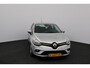 Renault Clio 0.9 TCe Limited/ Stoelverw./ Keyless/ Regensensor/ Apple + Android/ DAB+/ Navi/ Clima/ Cruise/ Elek. pakket/ Isofix/ Bluetooth/ Multi. LEDER. Stuur/ Mistl./ LED Dagrijverl.