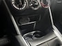 Peugeot 208 1.2 PureTech Signature/ LED Dagrijverl./ Apple+Android/ DAB+/ Airco/ Navi/ Cruise/ Bluetooth/ Multi.LEDER.Stuur/ Elek.Pakket/ Isofix/ PDC Achter.