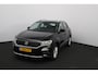 Volkswagen T-Roc 1.5 TSI Style Business/ Trekhaak/ Elek. Kofferklep/ Apple + Android/ DAB+/ Navi/ Airco/ Adaptive Cruise/ Lane-Assist./ Elek. pakket/ Isofix/ Bluetooth/ Multi. LEDER. Stuur/ 16'' LMV/ Mistl./ PDC/ LED Dagrijverl.