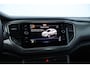 Volkswagen T-Roc 1.5 TSI Style Business/ Trekhaak/ Elek. Kofferklep/ Apple + Android/ DAB+/ Navi/ Airco/ Adaptive Cruise/ Lane-Assist./ Elek. pakket/ Isofix/ Bluetooth/ Multi. LEDER. Stuur/ 16'' LMV/ Mistl./ PDC/ LED Dagrijverl.