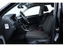 Volkswagen T-Roc 1.5 TSI Style Business/ Trekhaak/ Elek. Kofferklep/ Apple + Android/ DAB+/ Navi/ Airco/ Adaptive Cruise/ Lane-Assist./ Elek. pakket/ Isofix/ Bluetooth/ Multi. LEDER. Stuur/ 16'' LMV/ Mistl./ PDC/ LED Dagrijverl.