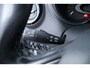 Renault Captur 0.9 TCe Intens/ PANORAMA-DAK/ Camera/ Two-Tone/ LED Koplampen/ Half-Leder/ Android Auto/ Keyless/ PDC/ Bluetooth/ Multi. LEDER. Stuur/ Clima/ Cruise/ AUX & USB/ Armsteun.