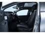 Renault Captur 0.9 TCe Intens/ PANORAMA-DAK/ Camera/ Two-Tone/ LED Koplampen/ Half-Leder/ Android Auto/ Keyless/ PDC/ Bluetooth/ Multi. LEDER. Stuur/ Clima/ Cruise/ AUX & USB/ Armsteun.