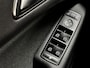 Mercedes-Benz B-klasse 180 Ambition/ Bi-Xenon/ Stoelverw./ PDC V+A/ Navi/ Airco/ Cruise/ Elek. pakket/ Isofix/ Bluetooth/ Armsteun/ Multi. LEDER. Stuur.