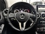 Mercedes-Benz B-klasse 180 Ambition/ Bi-Xenon/ Stoelverw./ PDC V+A/ Navi/ Airco/ Cruise/ Elek. pakket/ Isofix/ Bluetooth/ Armsteun/ Multi. LEDER. Stuur.