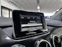Mercedes-Benz B-klasse 180 Ambition/ Bi-Xenon/ Stoelverw./ PDC V+A/ Navi/ Airco/ Cruise/ Elek. pakket/ Isofix/ Bluetooth/ Armsteun/ Multi. LEDER. Stuur.